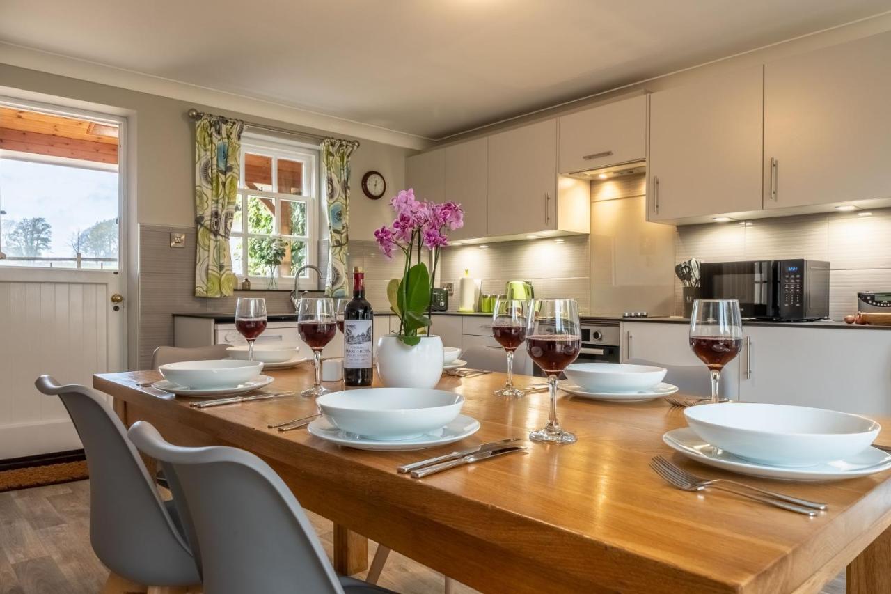 Maltings Lodge Chelsworth Экстерьер фото