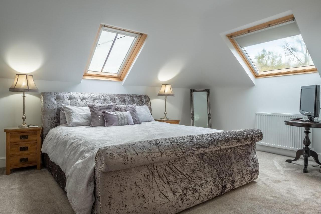 Maltings Lodge Chelsworth Экстерьер фото